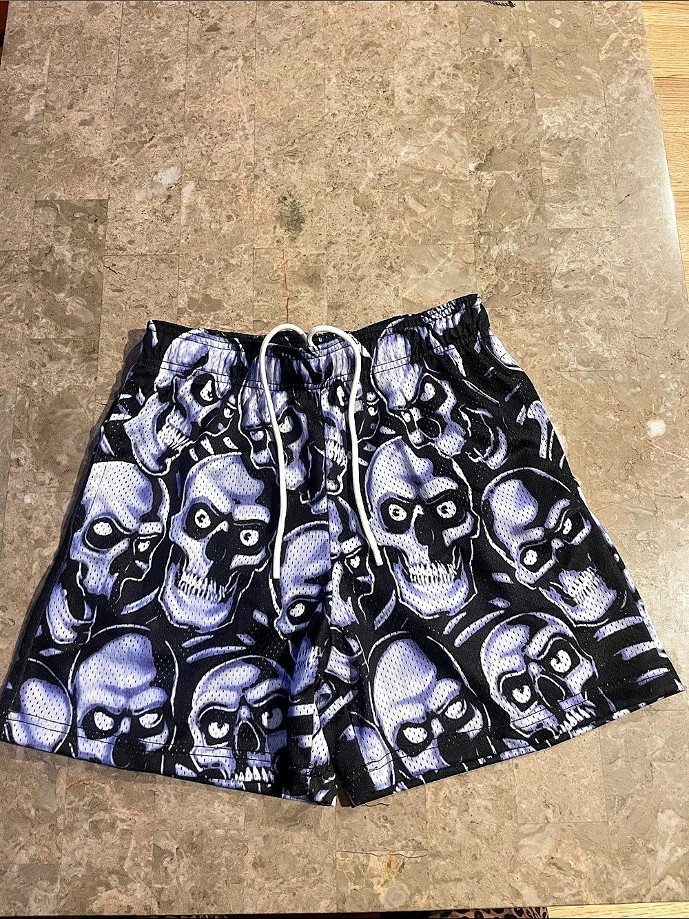 Halloween Bravest Studios Skull Print BL & purple Athletic Shorts Men’s S NWOT
